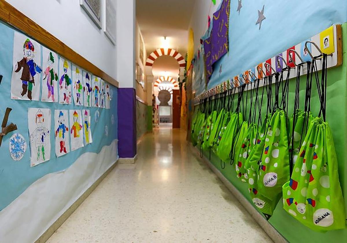 Un colegio cerrado en Valencia.