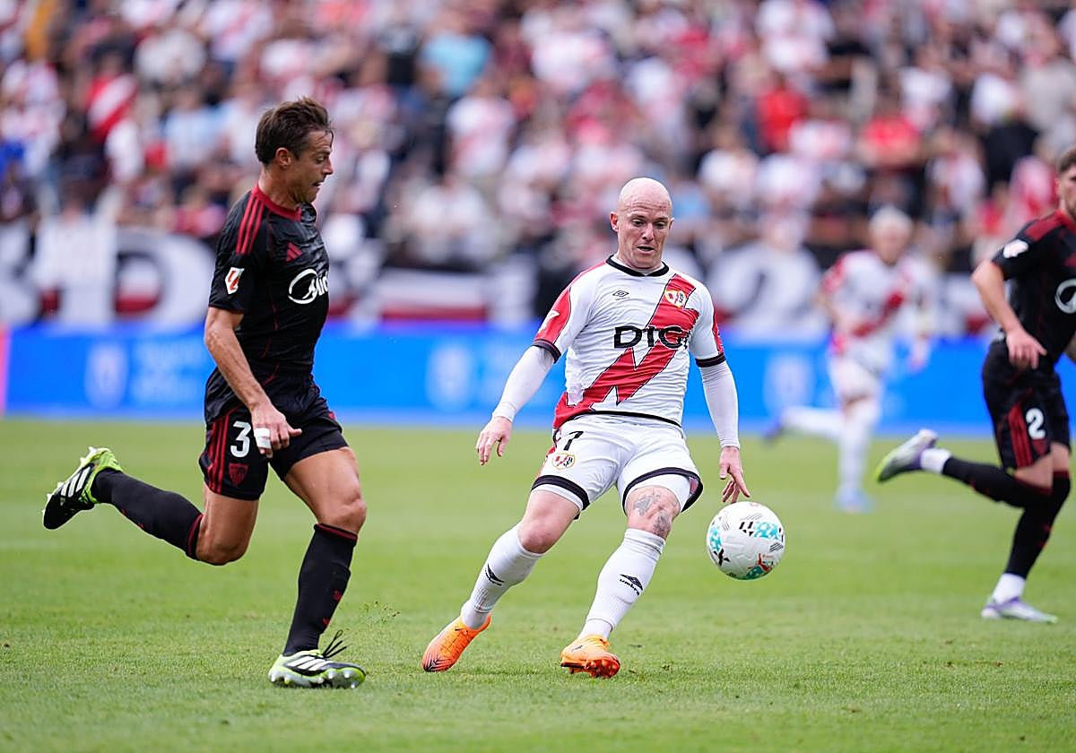 Isi Palazón, con el Rayo Vallecano.