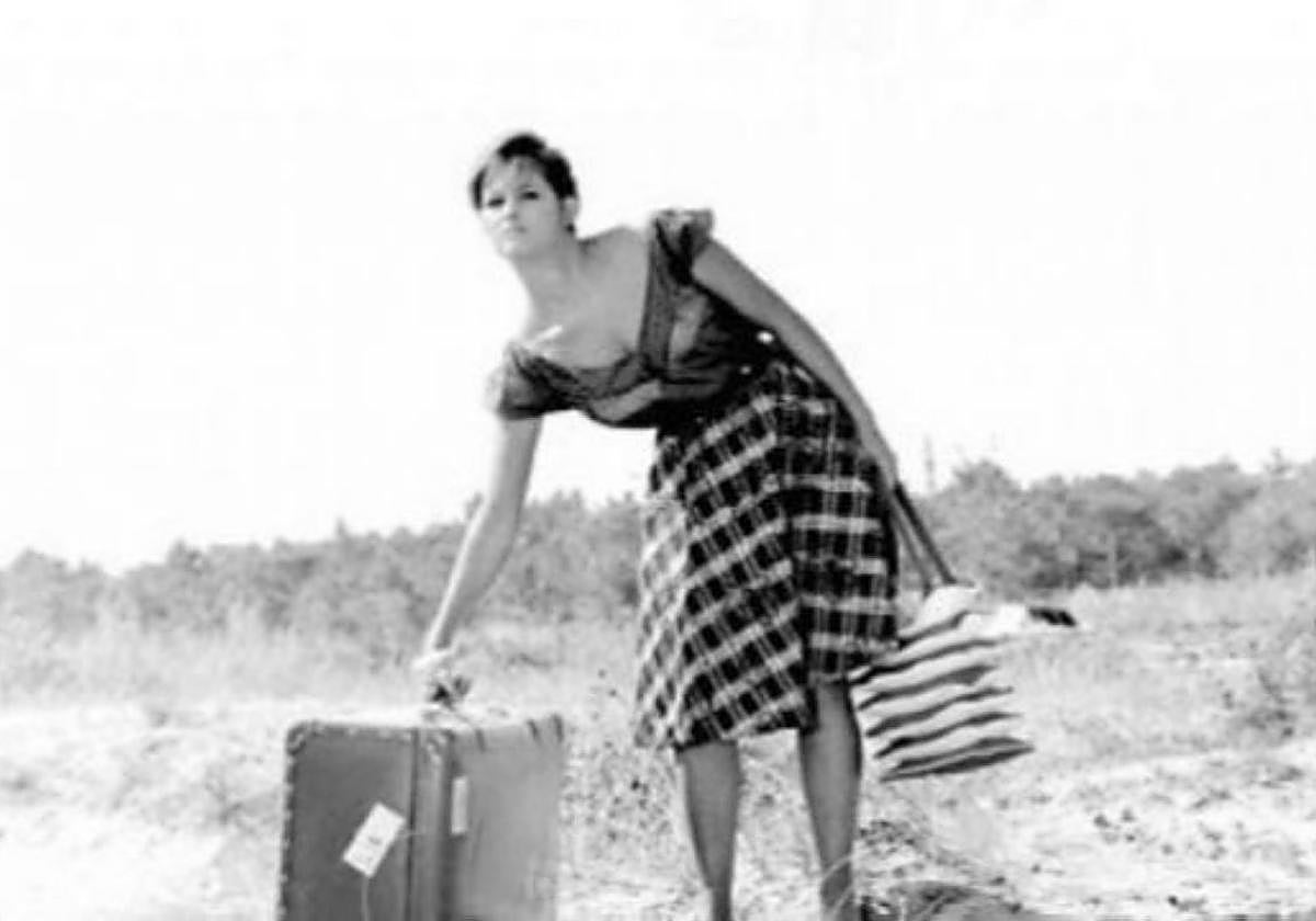 Adiós a 'la chica con la maleta'