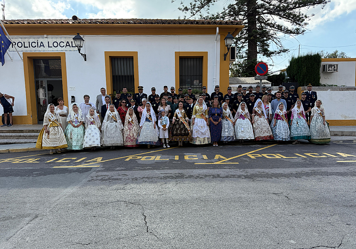 El fuego de «Els Déus del Foc» cierra las fiestas de Benicàssim en honor a Santo Tomás de Villanueva