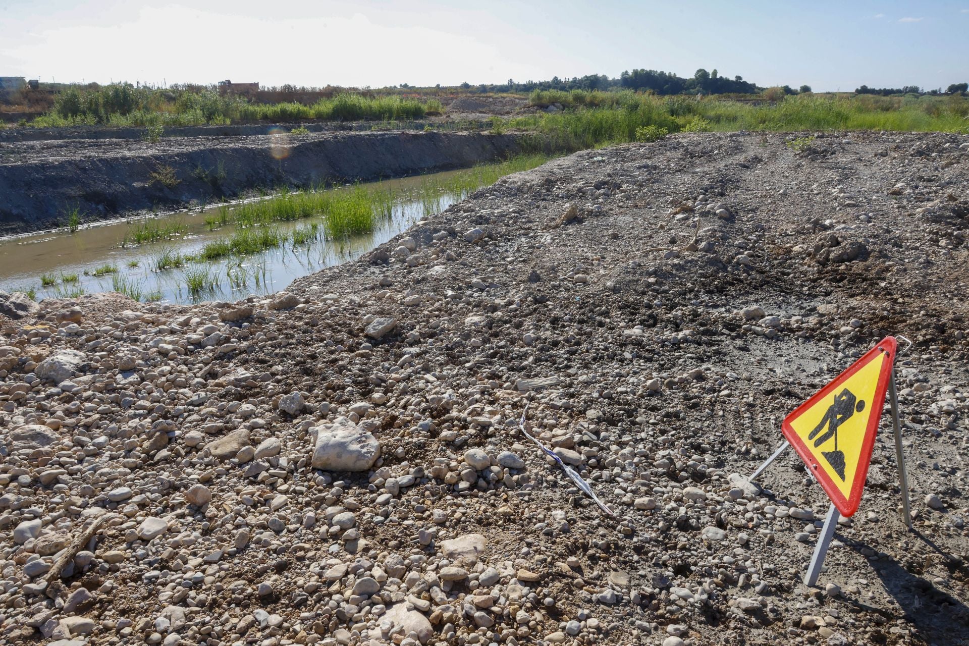 Estado del cauce del Magro en Alfarb tras la dana.