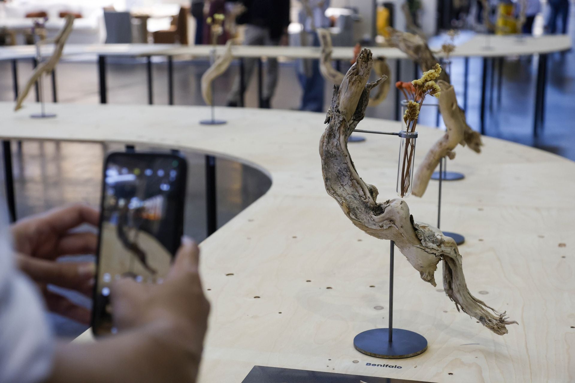 Feria Hábitat rinde homenaje a la dana