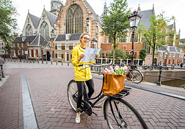 Los 10 destinos vacacionales más felices, según la inteligencia artificial ChatGPT