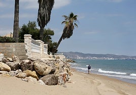 Situación de la playa en Tavernes de la Valldigna.