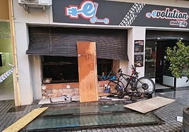La tienda donde se produjo la explosión.