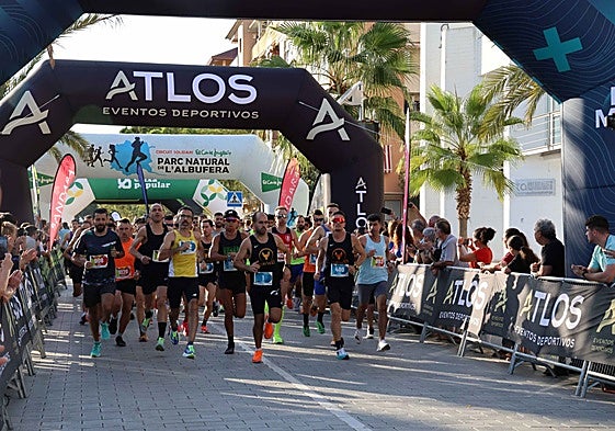 La Avenida Diputació de Catarroja, en una edición anterior de la Volta.