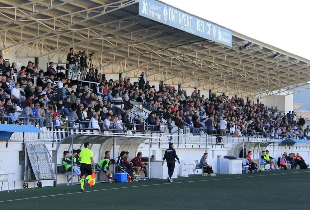 Estadio El Clariano de Ontinyent.