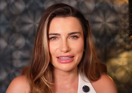 Claudia Nicolasa, psicóloga: «Si no le caes bien a la familia de tu pareja, es por esta razón»