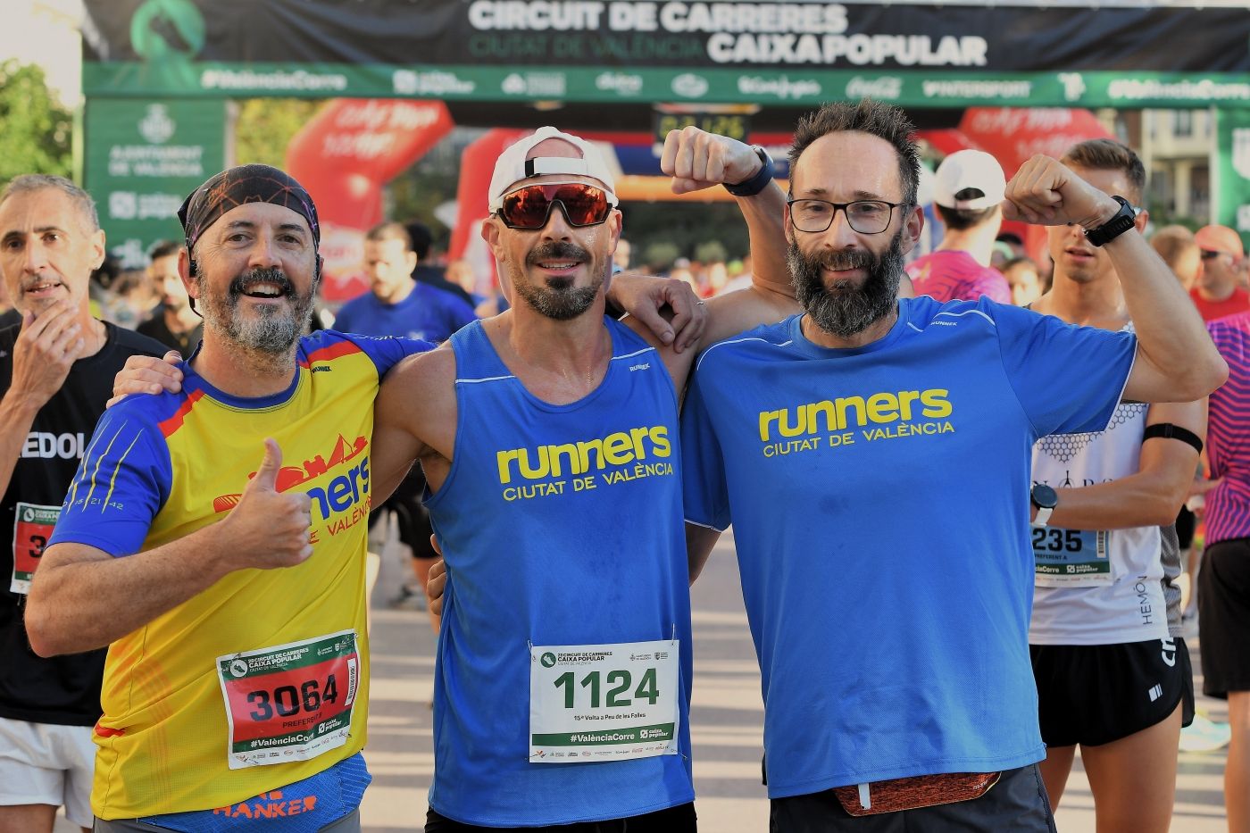 Búscate en la XV Volta a Peu de les Falles