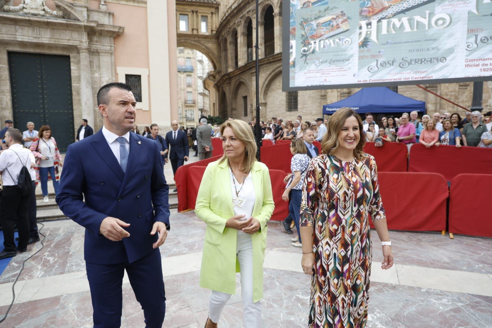 FOTOS | Valencia se rinde al himno regional