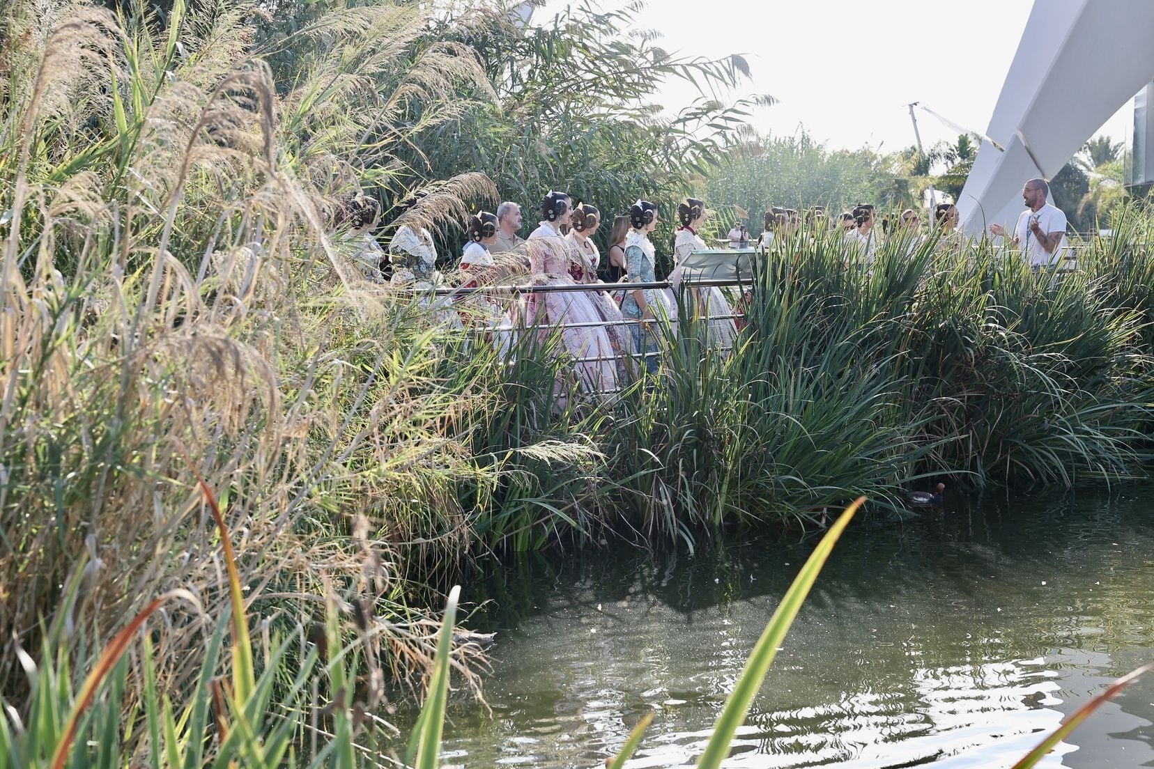 Las candidatas a fallera mayor de Valencia visitan l&#039;Oceanogràfic
