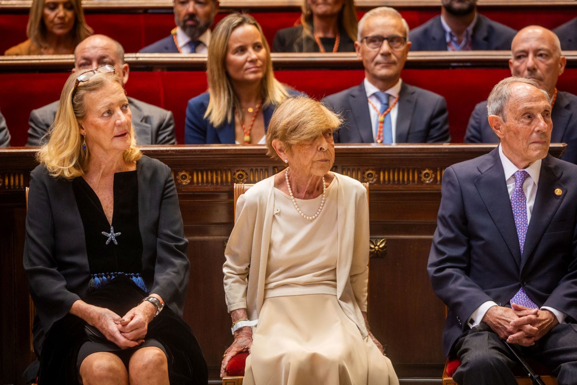 FOTOS | Valencia entrega sus honores y distinciones de 2025