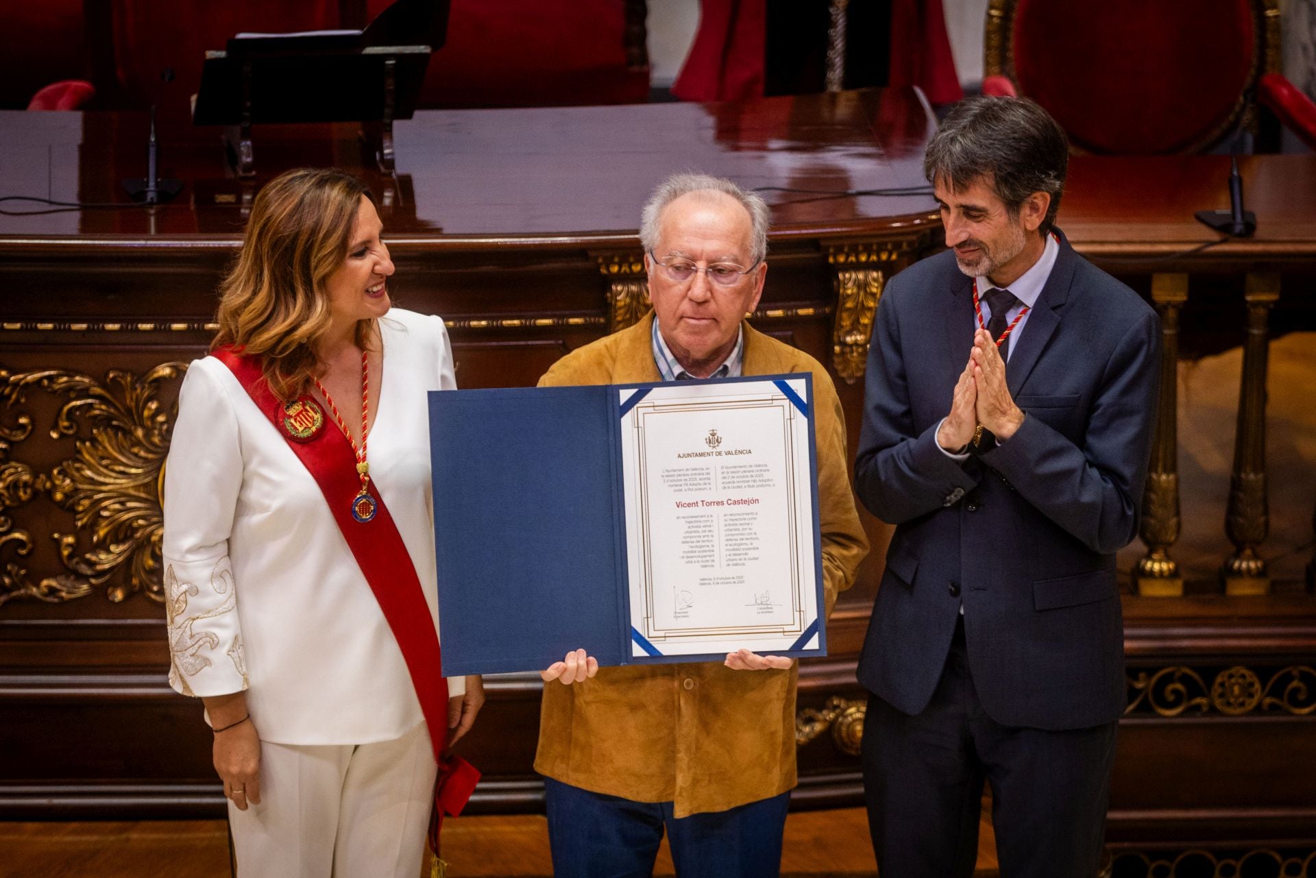 FOTOS | Valencia entrega sus honores y distinciones de 2025