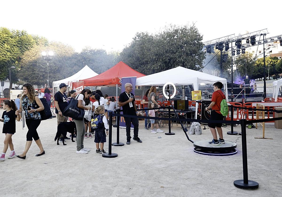 Uno de los estands del Jove Fest.