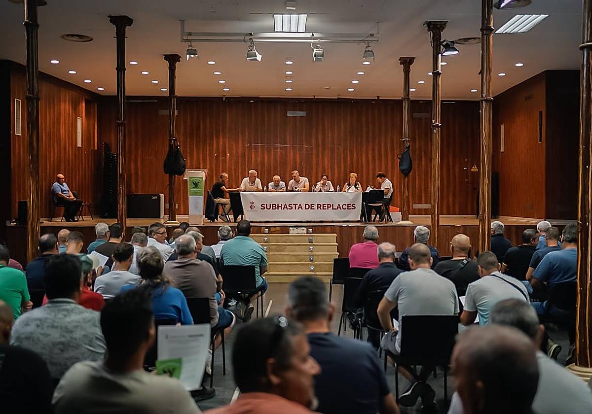 Subasta de replazas en Cullera.
