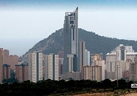 Hoteles de Benidorm, con el Gran Hotel Bali III destacando.