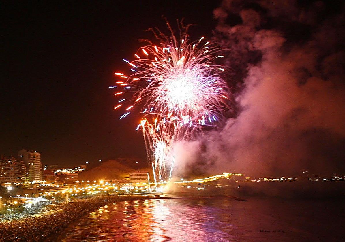 Gran castillo de fuegos artificiales de este miércoles en Alicante: horario y ubicación