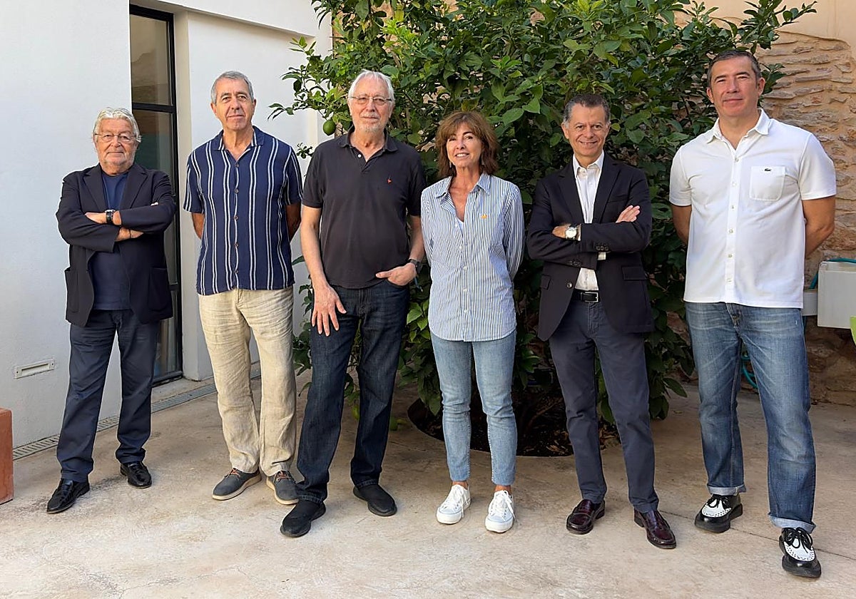 Miembros del jurado de los premios de la Fundación Juan José Castellano Comenge.