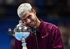 Carlos Alcaraz, tras ganar en Tokio.