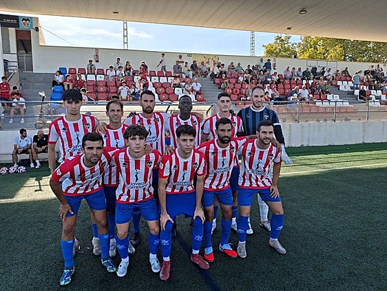 El once inicial del Jávea ante el Carcaixent.