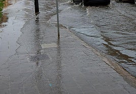 Las lluvias se ceban con el Puerto de Sagunto, con 103 litros y varias zonas inundadas