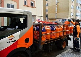 Reparto de botellas de butano.