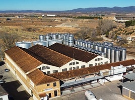 Cooperativa de Viticultores El Progreso de San Antonio.