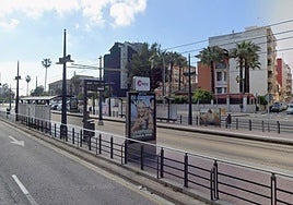 Lugar donde se ha producido el atropello de la menor por el tranvía en la avenida Tarongers de Valencia.