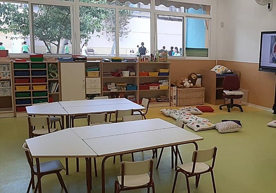 Interior de un aula en Sedaví.