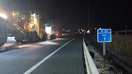 Obras de reasfaltado en la Pista de Silla.