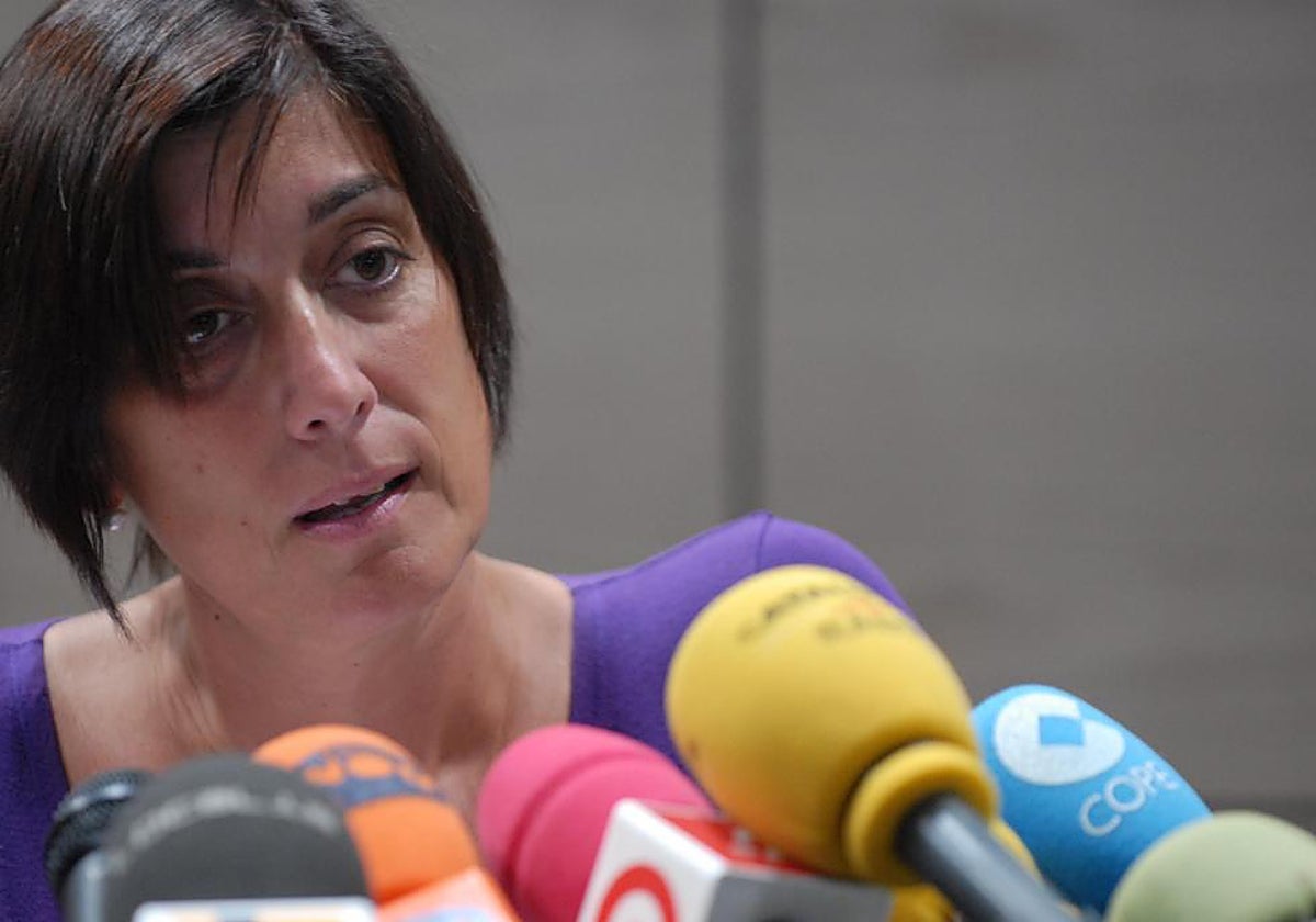 Marisa Gracia, durante una intervención ante los medios.