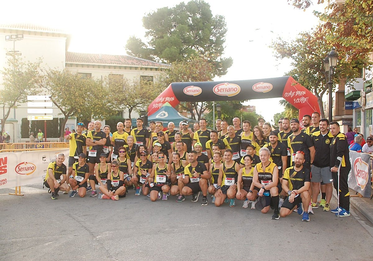Miembros del Runners Paterna en el Gran Fons Vila de Paterna de 2024.