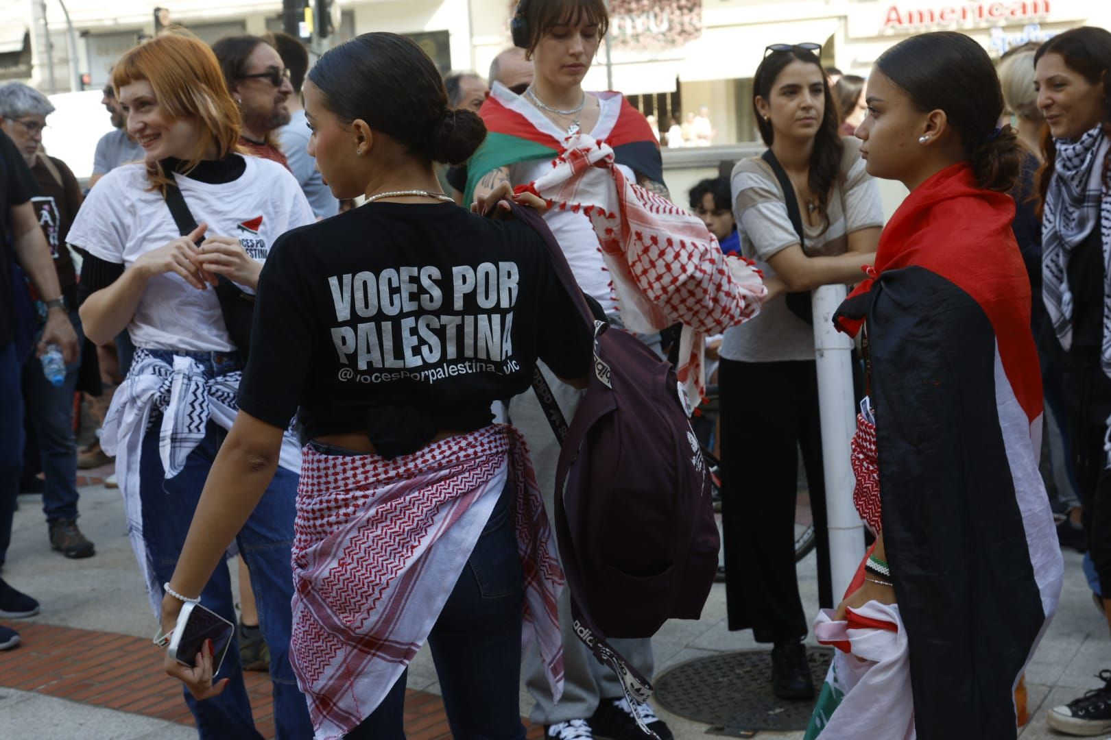 Fotos de la manifestación de estudiantes en apoyo a Palestina en Valencia