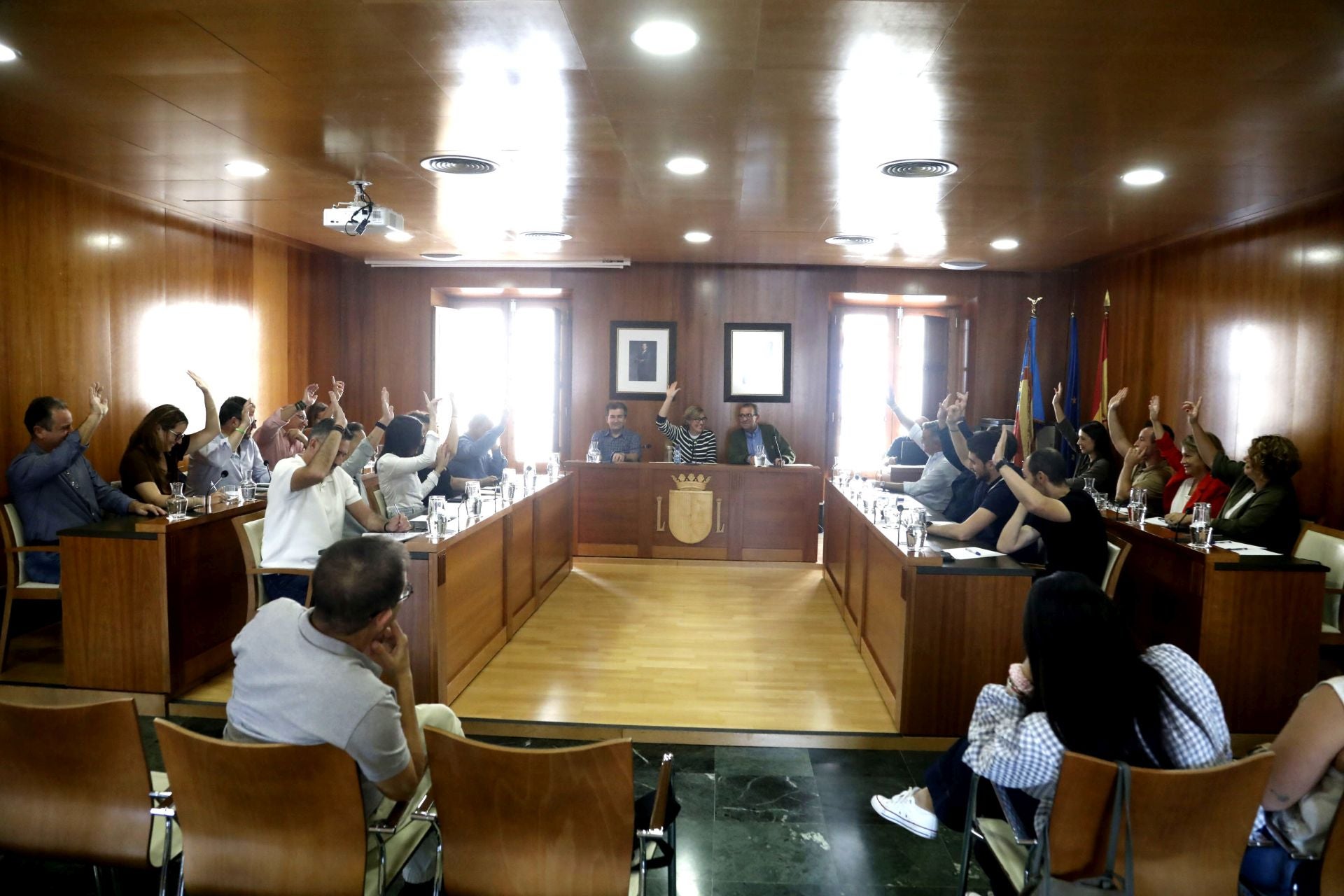 El apoyo unánime a la nueva hoja de ruta que se ha producido en el segundo pleno. .