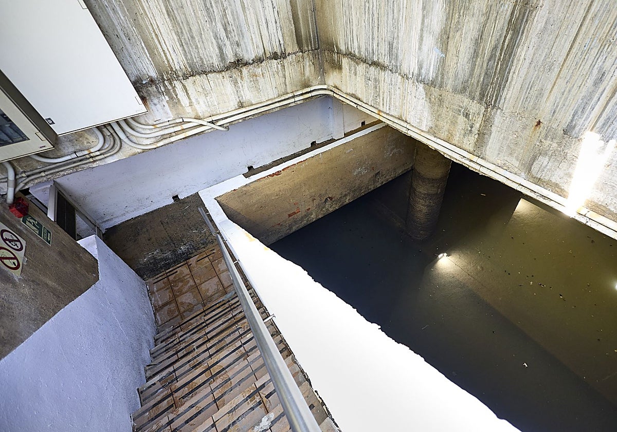 Imagen principal - Los tanques de tormenta en Valencia recogen el equivalente a 105 piscinas olímpicas en 15 días