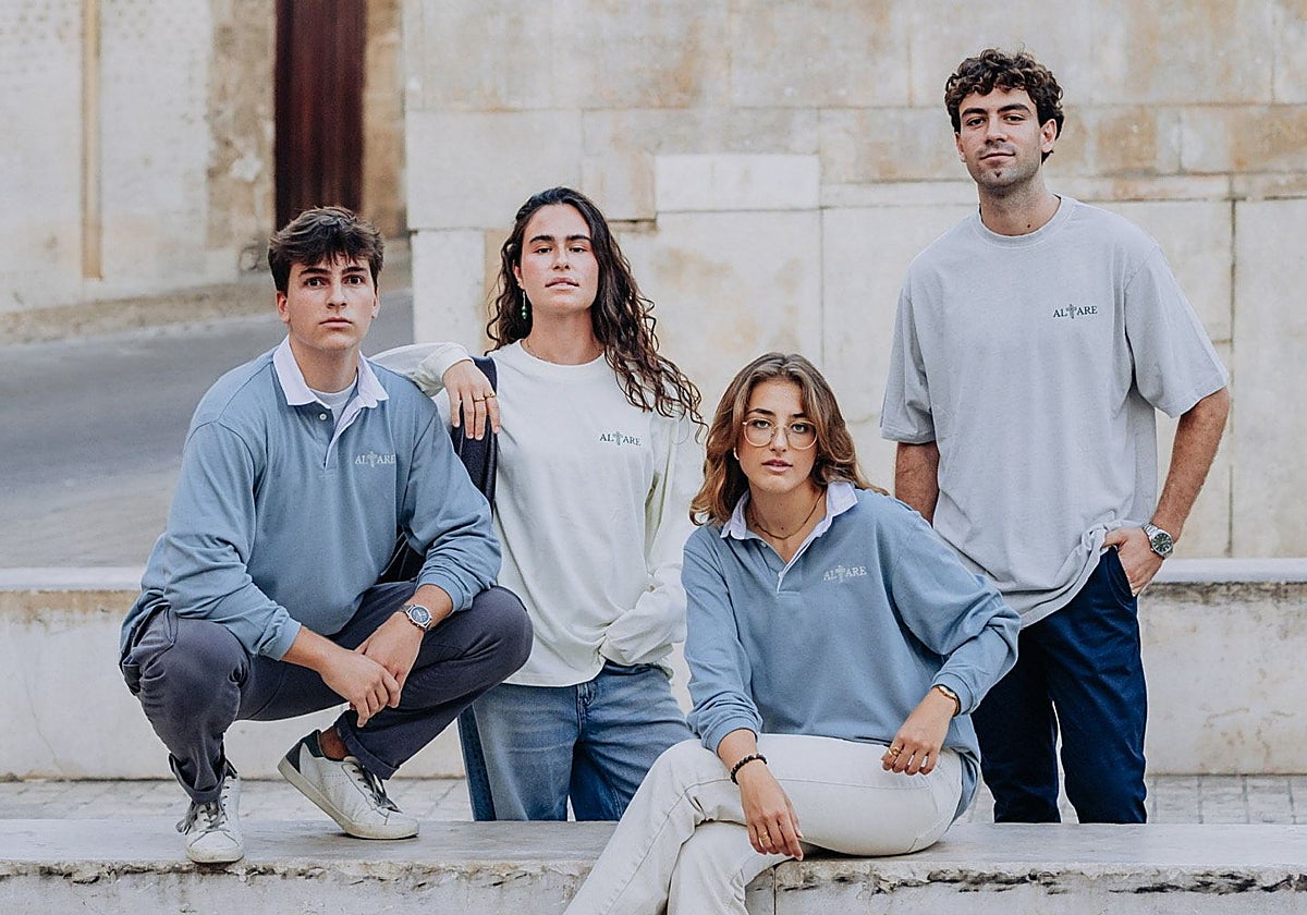 Prendas de la nueva marca para católicos.