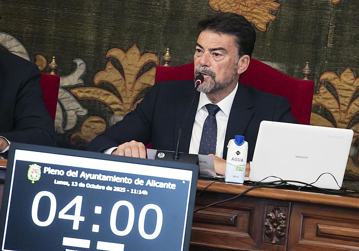 El alcalde de Alicante, sobre la OPA fallida del BBVA: «No debe haber traslados ni despidos del Banco Sabadell en Alicante»