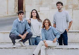 Prendas de la nueva marca para católicos.