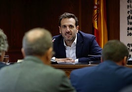 El jefe del SAIH de la CHJ, Ignacio Valero, en su comparecencia en el Senado.
