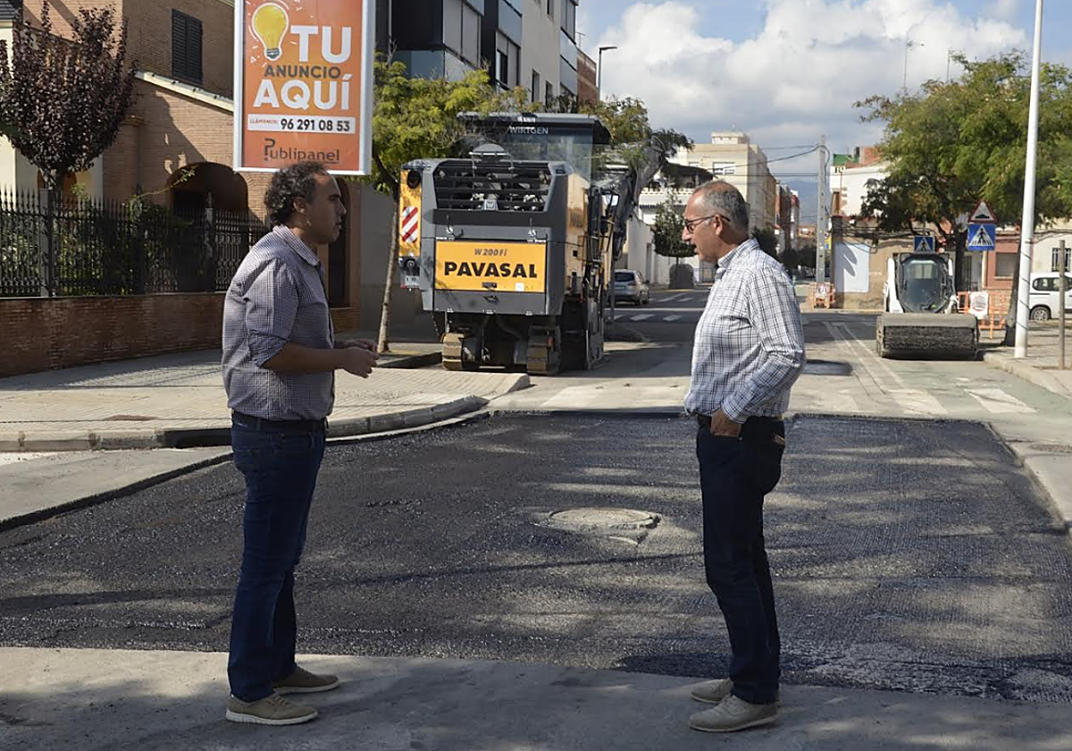 Moncofa asfalta el principal vial de salida del municipio