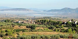 Vista general de la localidad de Otos.