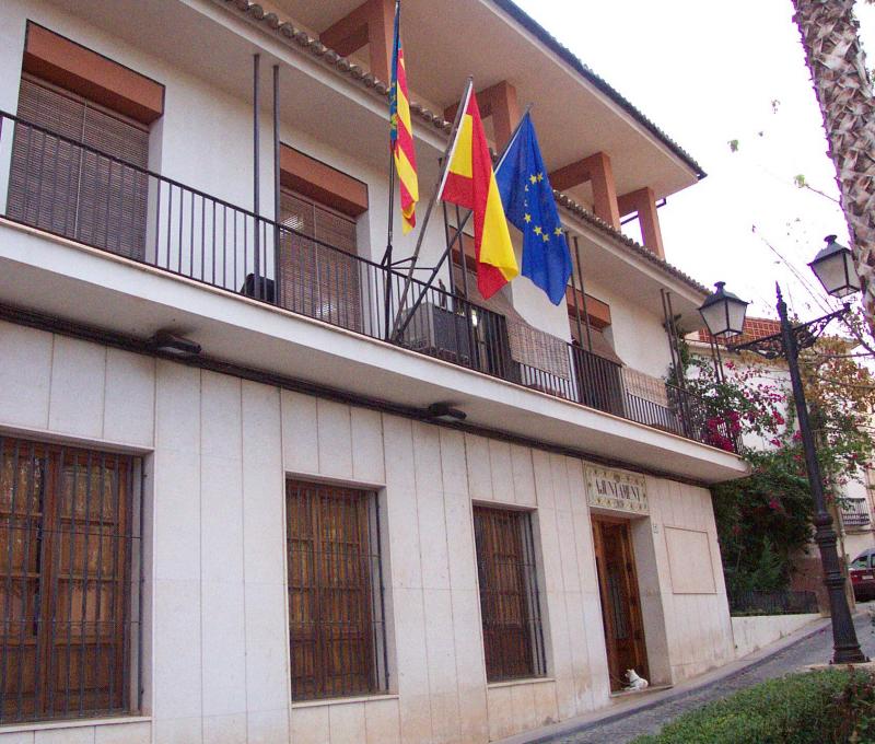 Ayuntamiento de Castelló de Rugat.