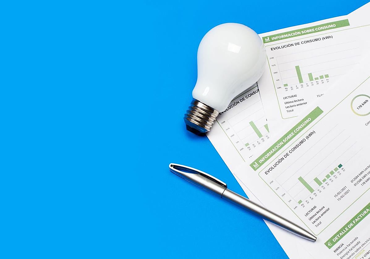 Una factura de la luz en una imagen de archivo.