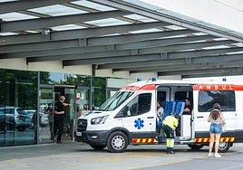 Entrada al hospital La Fe de Valencia.