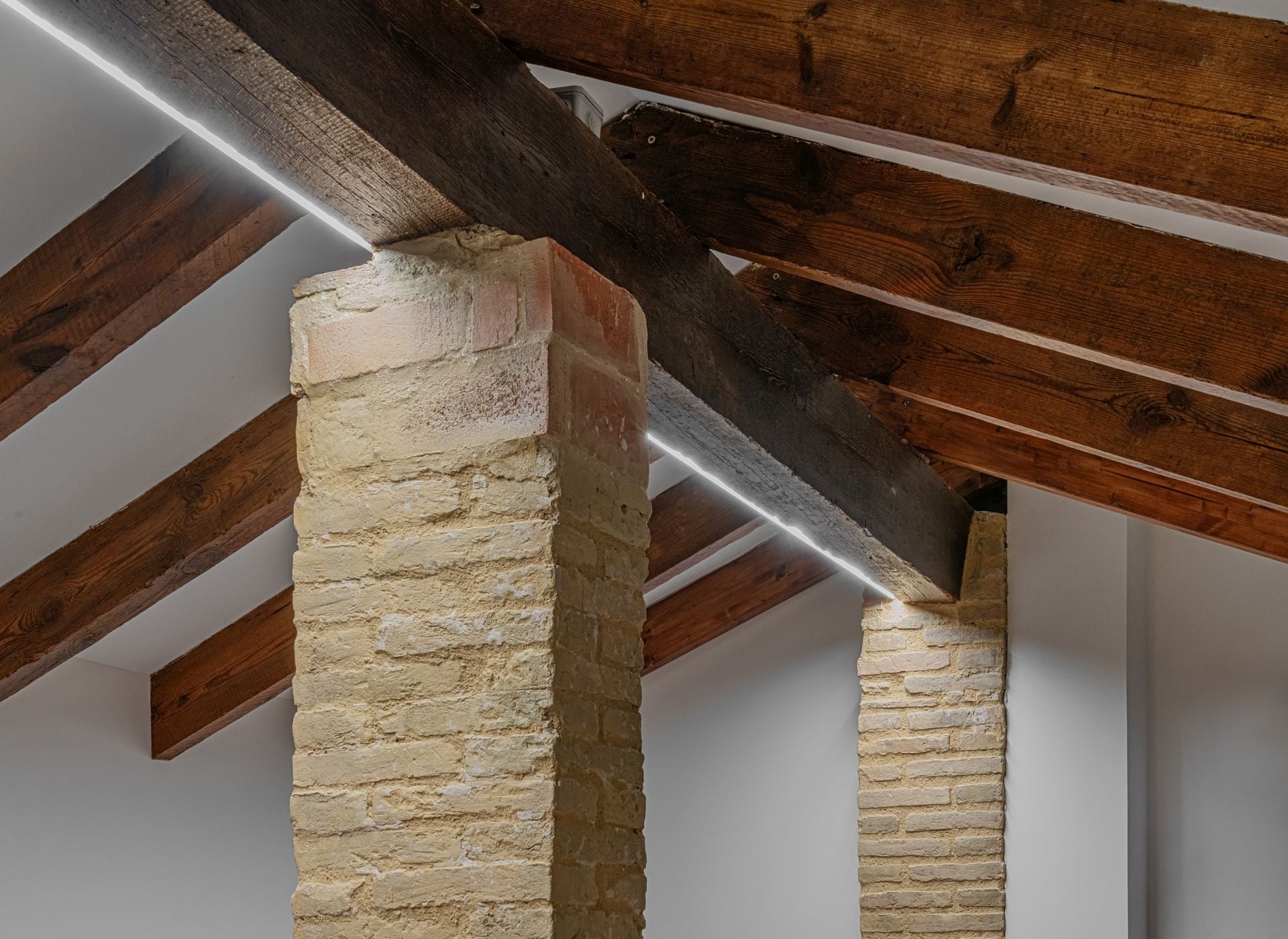 De casa de pueblo centenaria a hogar familiar