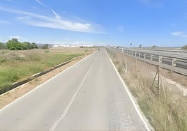 Vía de servicio de la V-21.