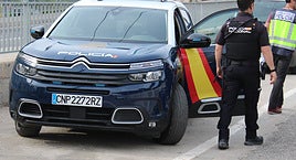 Imagen de archivo de un vehículo de la Policía Nacional.