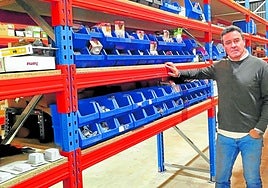 Rodrigo Tarín vio como se inundó y ha tenido que empezar de nuevo.