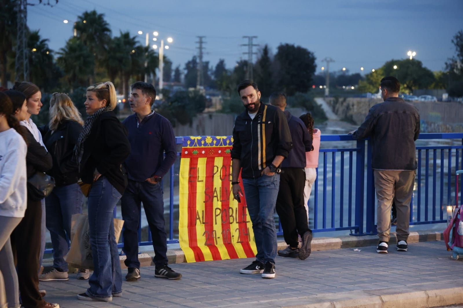 FOTOS | Homenaje en Catarroja a las víctimas de la dana en el primer aniversario de la catástrofe
