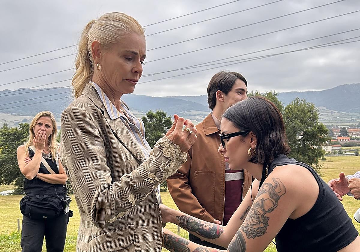 Iborra preparando a la actriz Belén Rueda.